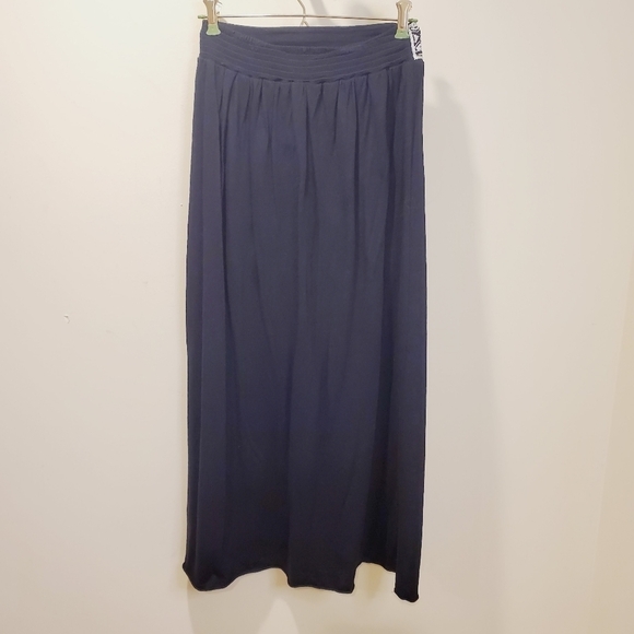 AMERICAN EAGLE OUTFITTER women's black maxi Skirt elastic Waist size XS - Picture 4 of 9